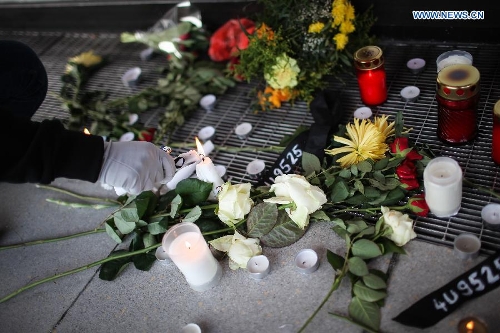People mourn crashed flight victims in Germany