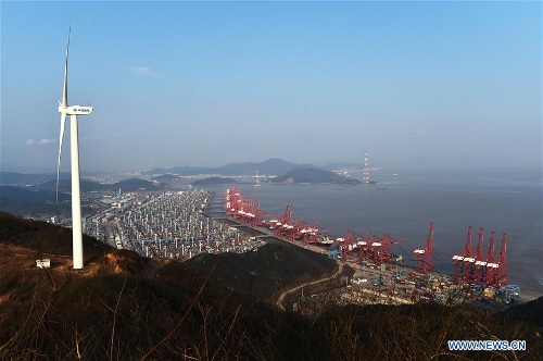 Photo taken on Feb. 16, 2017 shows the container terminal at Zhoushan Port in Ningbo, east China's Zhejiang Province. The container throughput of Zhoushan Port in 2016 has reached 21.56 million TEU (twenty-foot equivalent unit), up 4.5 percent year-on-year. (Xinhua/Huang Zongzhi)