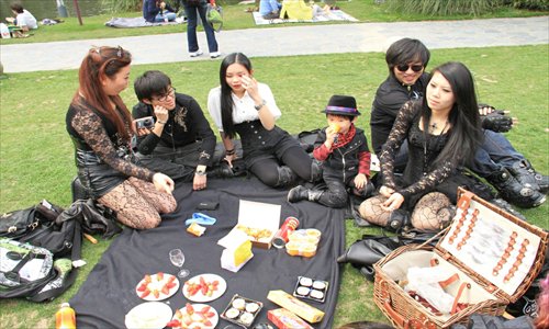 Goth fans gather for a Victorian picnic in Shanghai. Photo: Courtesy of Nikita Ryazantsev 