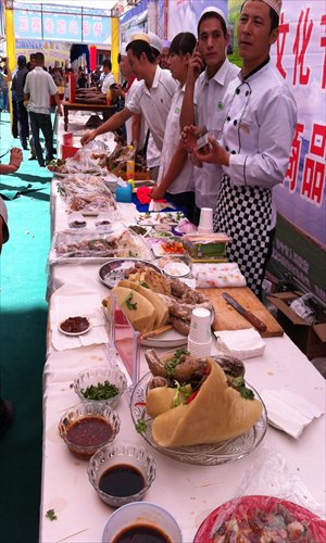 Local food exhibition
photos: Liao Danlin/GT