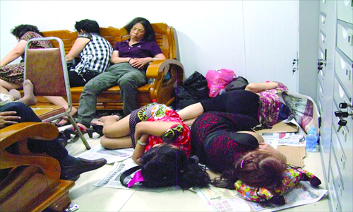 Parents having lost their only children sleep at the petition office of the National Population and Family Planning Commission on June 5. About 80 parents appealed the NPFPC for relief measures. Photo: Courtesy of Jiang Li