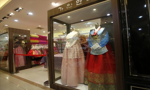 The South Korean community on Hongquan Road is dotted with Seoul-style shops. Photos: Cai Xianmin/GT