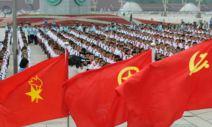 About 1,000 pupils swore to join the Young Pioneers on Tiananmen Square in Beijing on June 1, Children's day. Photo: CFP 