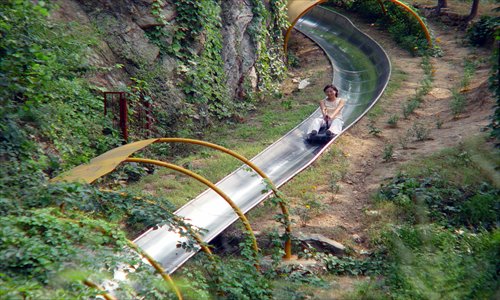The toboggan slide at Mutianyu offers a thrilling descent. Photo: IC