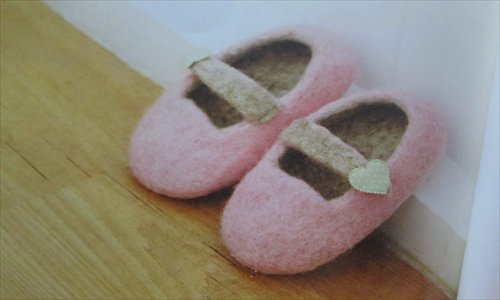A pair of handmade woolen shoes for toddlers from Mansenhuo Photos: Sun Shuangjie/GT