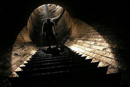 A stunning parabolic arched draining tunnel in Sheffield, UK Photo: Xinhua