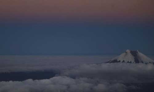 Volcano Cotopaxi is seen in Quito, capital of Ecuador, on Sept. 29, 2012. With an altitude of 5,897 meters, Cotopaxi is one of the world's highest volcanoes. Photo: Xinhua