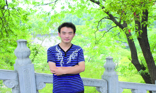 Inset: Xu Mengnan, who deliberately failed his college entrance exam back in 2008 in protest of China's education system, now regrets and is urging students to play by the rules. Photo: Courtesy of Xu Mengnan