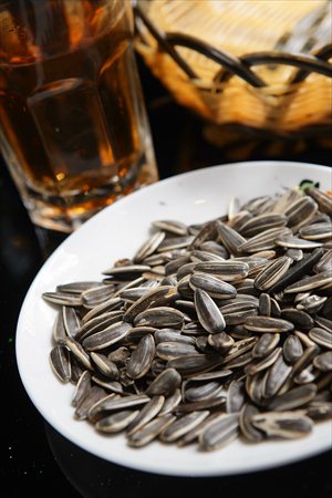 Roasted sunflower seeds from Xuancheng, Anhui Province, are suspected of containing inedible chemicals. Photo: CFP