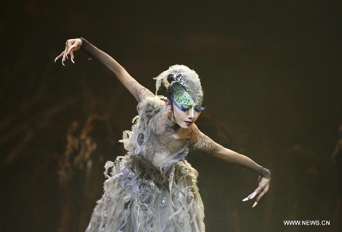 Chinese famous choreographer Yang Liping performs in her final dance drama 