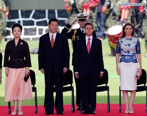 Chinese President Xi Jinping (2nd L) attends a welcoming ceremony held for him by Mexican President Enrique Pena Nieto (2nd R) in Mexico City, capital of Mexico, June 4, 2013. (Xinhua/Ding Lin) 