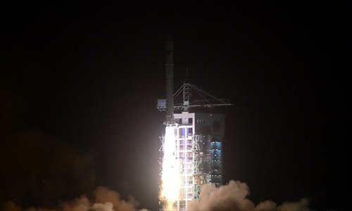 A Long March carrier rocket carrying Turkish earth observation satellite GK-2 blasts off from the launch pad at the Jiuquan Satellite Launch Center in northwest China's Gansu Province, early on December 19, 2012. China successfully sent the satellite GK-2 into orbit with a Long March carrier rocket on Wednesday. Photo: Xinhua
