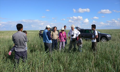 Annaud and production team Photo: courtesy of Beijing Forbidden City Film Co