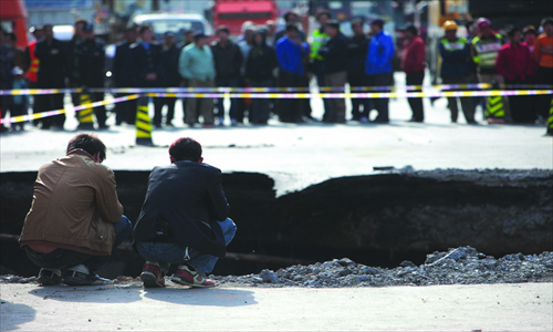 A sink hole in Fengtai district Photos: CFP