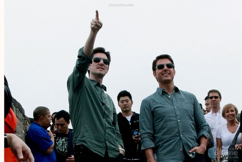 Tom Cruise visited the&nbsp;Great Wall in Beijing on May 9, 2013. The Hollywood actor&nbsp;is here forhis new movie 