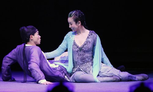 Qin Hailu (right) and Xin Baiqing star earlier this year in the National Theatre of China's Green Snake directed by Tian Qinxin. Photo: CFP