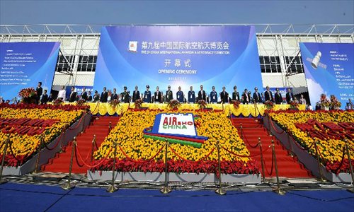 The openning ceremony of the 9th China International Aviation and Aerospace Exhibition is held in Zhuhai, south China's Guangdong Province, Nov. 13, 2012. About 650 exhibitors in the aviation and aerospace field took part in the six-day event. Photo: Xinhua