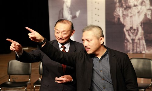 Mei Baojiu (left) and director Li Xiaoping during a rehearsal of Tianguan Cifu