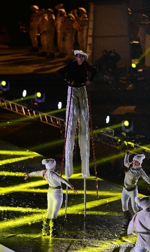Performers participate in the opening ceremony of 2nd International Military Sports Council(CISM) World Winter Games at Annecy, France, March 25, 2013. (Xinhua/Wang Siwei) 