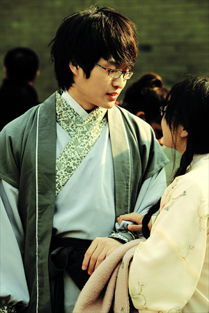 Hanfu fans in Beijing smile for the camera. 
