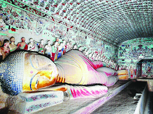 An inside view of a cave of the Mogao Grottoes in Dunhuang, Gansu Province Photo: IC