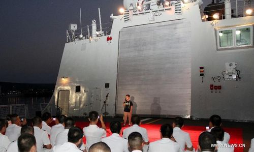 Officers and soldiers of the frigate 