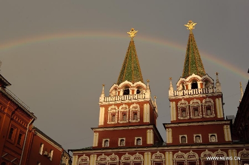 A rainbow arches is seen above Moscow's Red Square after a heavy rain on May 22, 2013. (Xinhua/Jiang Kehong)