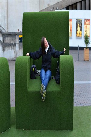 The photos show corner views of London streets and shopping malls during the 2012 Olympic Games. Photo: CFP