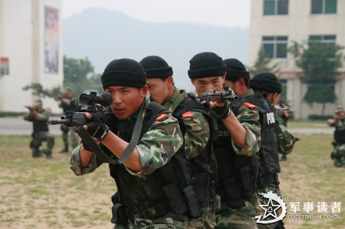  The Tai'an Detachment of the Chinese People's Armed Police Force (APF) organized 30 special operation members to conduct a military skills training, in a bid to further enhance their combat capability in complex environment. They completed many training subjects, such as the special tactics, precision shooting, hard qigong and anti-hijacking force assault. Although their average age is only 20 years old, they have undertaken the security work for several major events. (Photo: China Military Online/People's Daily Online)