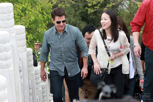 Tom Cruise visited the&nbsp;Great Wall in Beijing on May 9, 2013. The Hollywood actor&nbsp;is here forhis new movie 