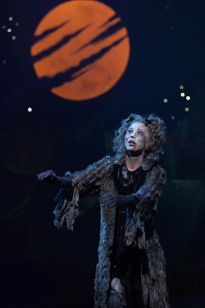 Grizabella's ballad remains a show-stopper in any language. Photo: Courtesy of United Asia Live Entertainment 