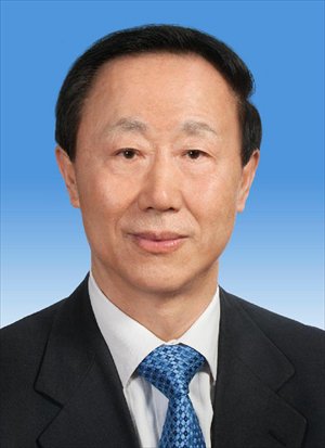 Wang Jiarui is elected vice-chairperson of the 12th National Committee of the Chinese People's Political Consultative Conference (CPPCC) at the fourth plenary meeting of the first session of the 12th CPPCC National Committee in Beijing, capital of China, March 11, 2013.(Xinhua)