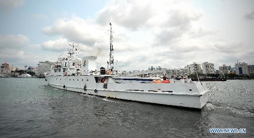 A fishery administration ship leaves the Xingang Port of Haikou, capital of south China's Hainan Province, March 26, 2013, to conduct fishery patrol missions in waters off the Xisha Islands and Huangyan Islands in the South China Sea. (Xinhua/Guo Cheng) 