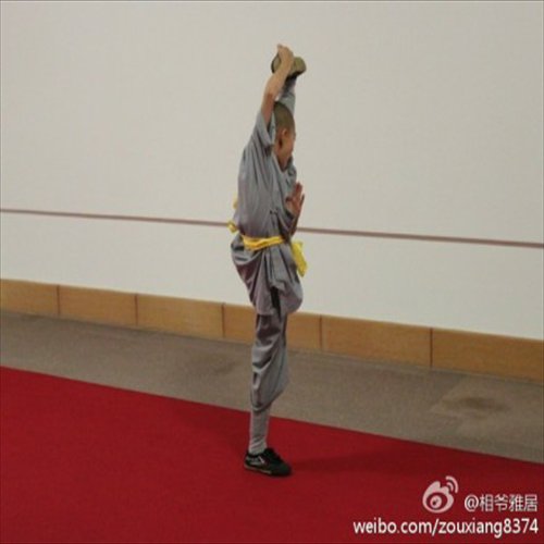 Shi Xiaosong performing in Berlin.