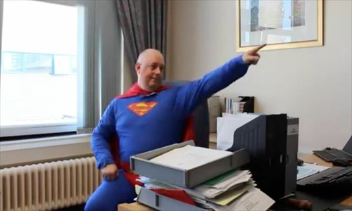 The chief executive of a UK hospital in Yorkshire dressed up as Superman on Tuesday to tape a three-minute video sent to more than 8,000 employees. But staff slammed the effort that was meant to encourage them to be more physically active. Photo: IC