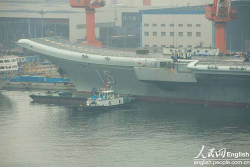 After aircraft carrier Varyag's 10th sea trial, it returned back to Dalian city on September 2, 2012. Photo: CFP