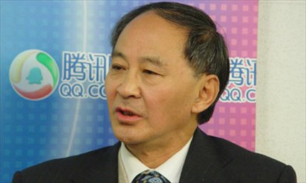 Huang Fangyi,well known economist and son of famous democrat Huang Yanpei