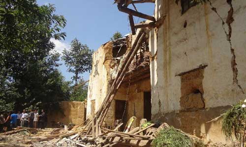 A damaged house in Xinlong Village of Weining County, southwest China's Guizhou Province.