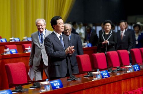 Chinese President Hu Jintao (front) attends the opening ceremony of the 12th General Conference and 23rd General Meeting of the Academy of Science for the Developing World (TWAS) in Tianjin, North China, September 18, 2012. Photo: Xinhua
