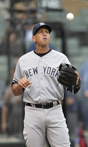 New York Yankees' Alex Rodriguez warms up before the game against the Chicago White Sox at U.S. Cellular Field in Chicago on Monday. Photo: IC