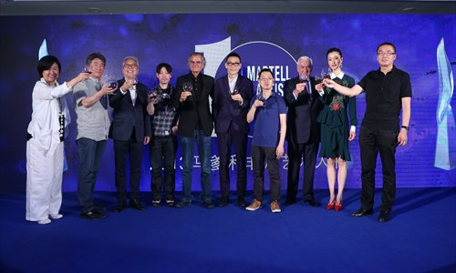 Martell salutes artists