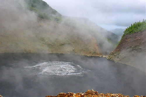 Boiling Lake, Dominica　(Source: www.huanqiu.com)