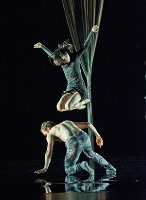 Contemporary Taiwanese dancers will present choreography from Mourad Merzouki in Yo Gee Ti on June 15 as part of the Croisements Festival. Photo: Courtesy of Michel Cavalca