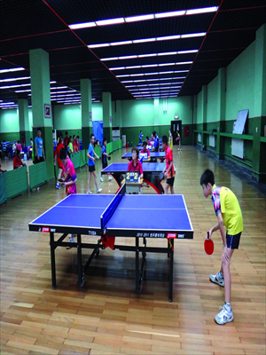  Students improve their table tennis competition skills at the school. Photos: Yin Yeping/GT