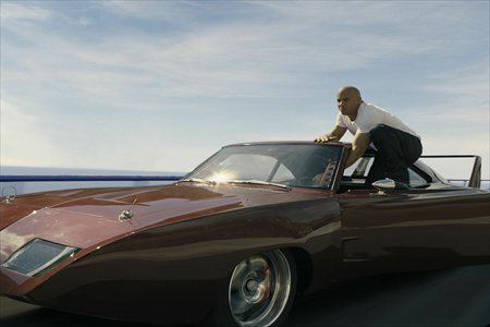 A scene from Fast & Furious 6 Photo: IC