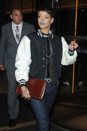 Rihanna S Sexually Suggestive Perfume Ad Restricted In Britain Global Times