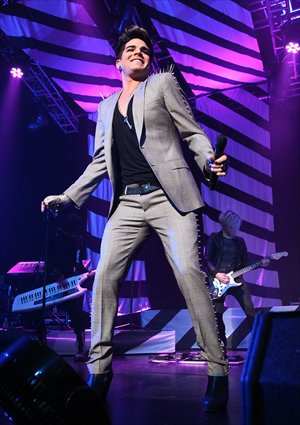 Adam Lambert performs in Seoul, South Korea, February 17. Photo: CFP