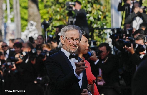 Director Steven Spielberg attends the closing ceremony of the 66th Cannes Film Festival in Cannes, France, on May 26, 2013. (Xinhua/Zhou Lei) 