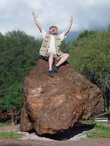 El Chaco Meteorite with an estimated mass of over&nbsp;37 tons (Argentina, 1969).(Source:gmw.com)