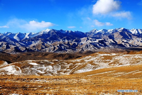 Photo taken on Jan. 14, 2013 shows the winter scenery of 